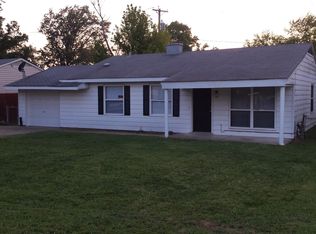 409 S Church St, Saint Peters, MO 63376
