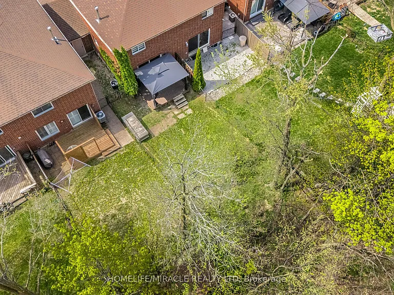 340 Dunsmore Ln — Photo 39