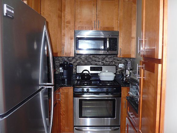 5th image of 70-31 108th St APT 9K