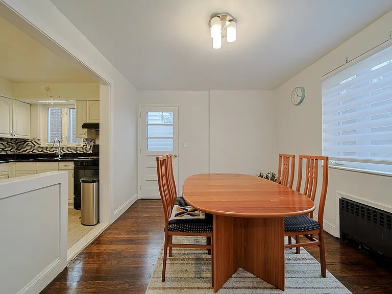 2244 Linwood Ave #1 — Photo 12