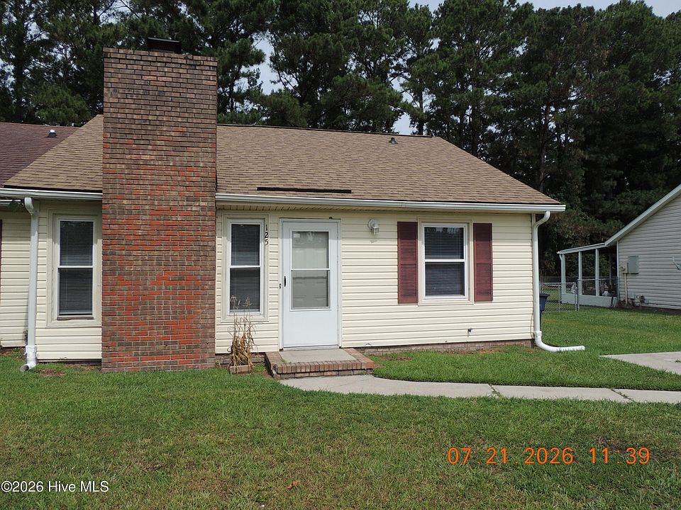 1st image of 125 Pine Crest Dr