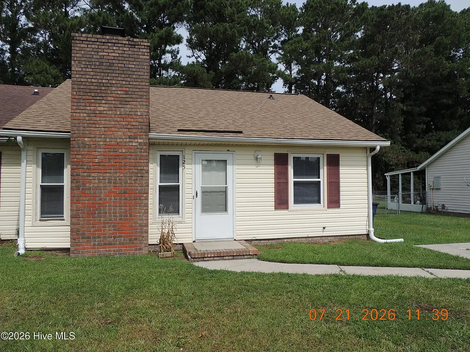 125 Pine Crest Dr