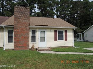 125 Pine Crest Dr, Jacksonville, NC 28546