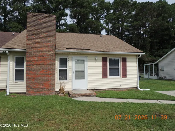 125 Pine Crest Dr, Jacksonville, NC 28546