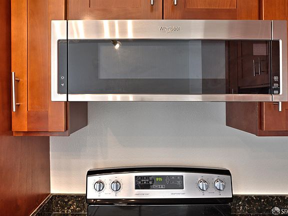 2nd image of 336 Valley St #6