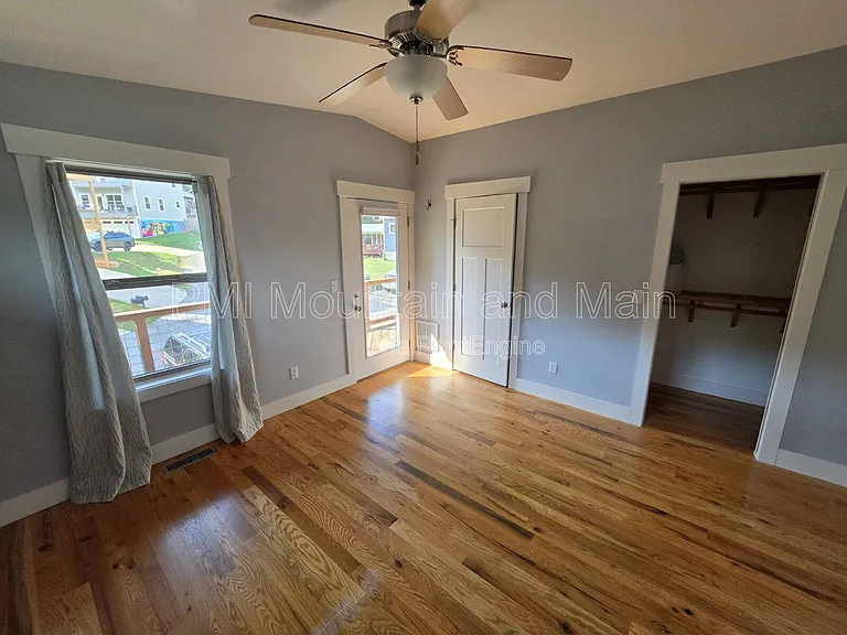 156 Bradley St — Photo 24