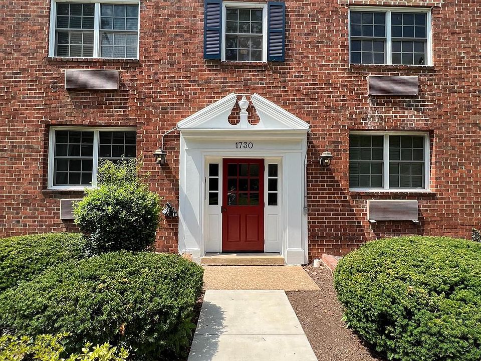 1st image of 1730 W Abingdon Dr APT 301