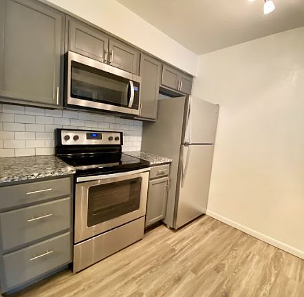 3rd image of 3618 Warwick Blvd #3622-3