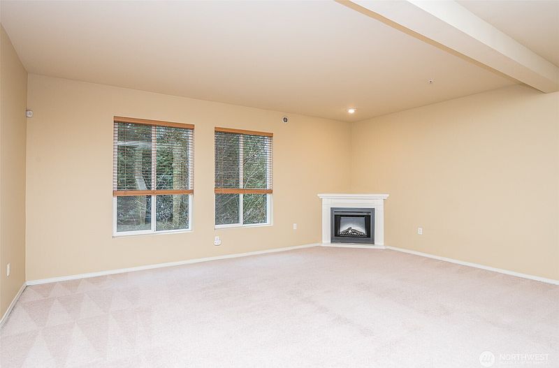 4th image of 5325 Military Road E #B