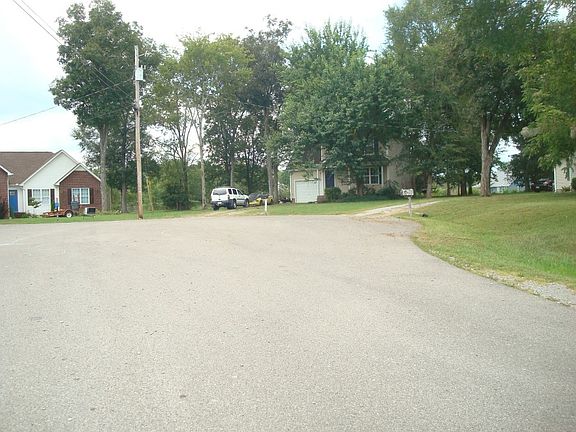 4th image of 308 Dorchester Dr
