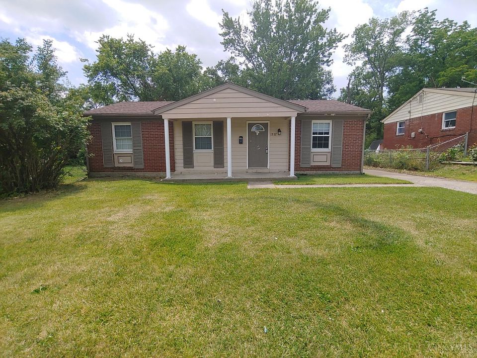 1st image of 1937 Bluehill Dr