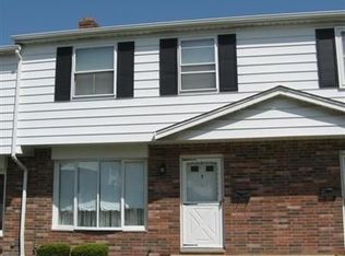 6486 State Rd APT C-7, Parma, OH 44134