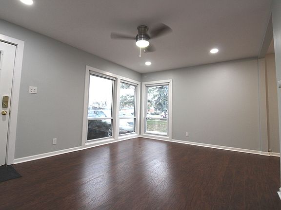 5th image of 7913 Mason Ave