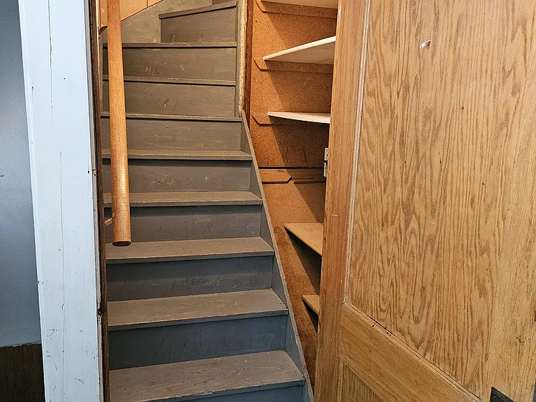 618 W Military Ave — Photo 21