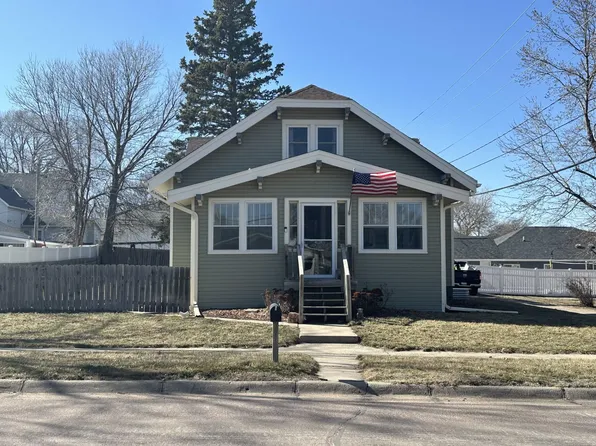 326 S 7th St, Albion, NE 68620