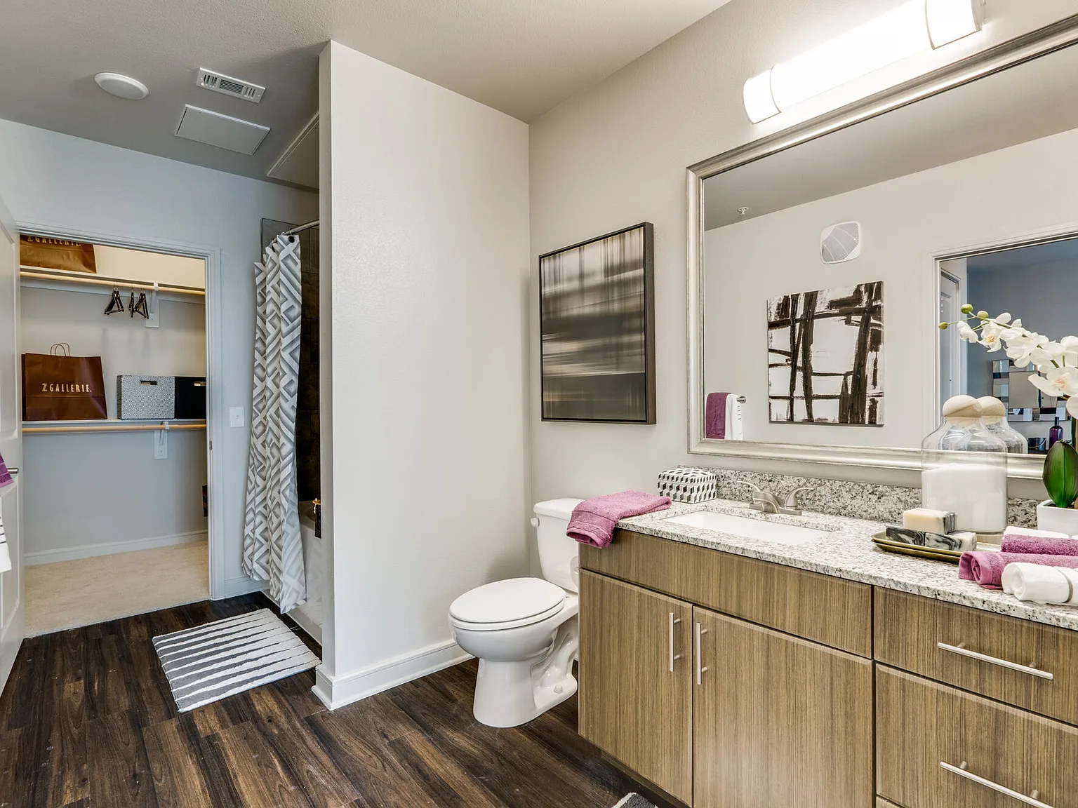 801 Lasco — Photo 1