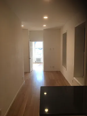 Rented by Skyline Realty LLC II | media 20