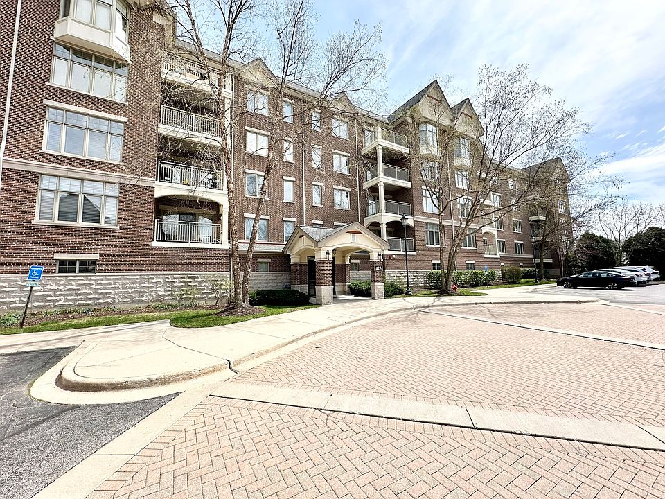 1st image of 425 Village Grn Unit 512