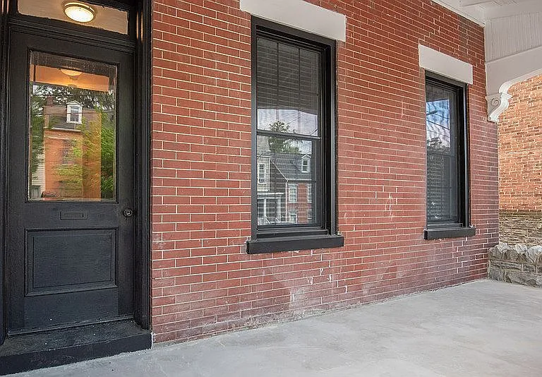 323 N Mulberry St #1 — Photo 34
