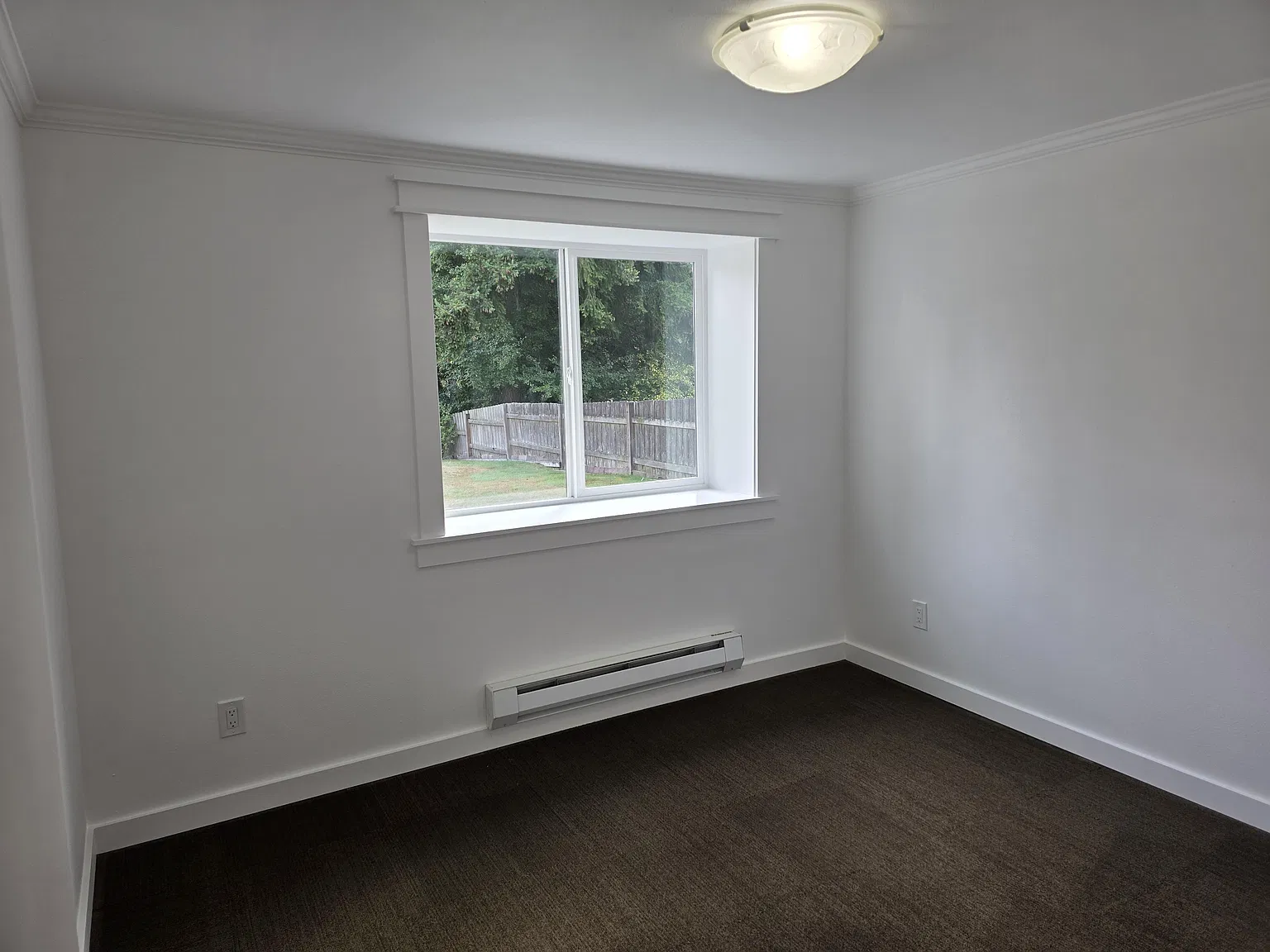 2 bed, 1000 sqft, $2,050 — Photo 1