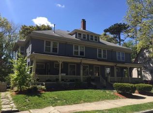 9-11 Haviland St, Worcester, MA 01602