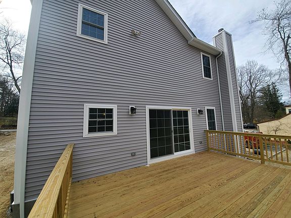 3rd image of 43 Briar Ln