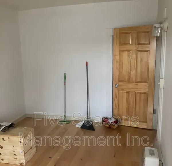 17 Drew St #19 — Photo 13