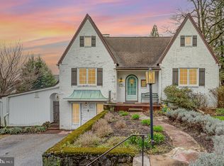 1900 Crescent Rd, York, PA 17403