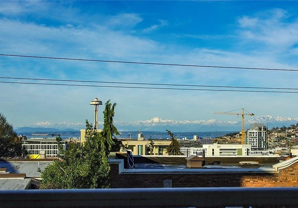 308 Summit Ave E #503