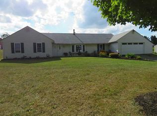 20565 N Norrisville Rd, Conneautville, PA 16406