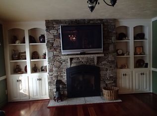 1009 Harwich Dr, Chesapeake, VA 23322