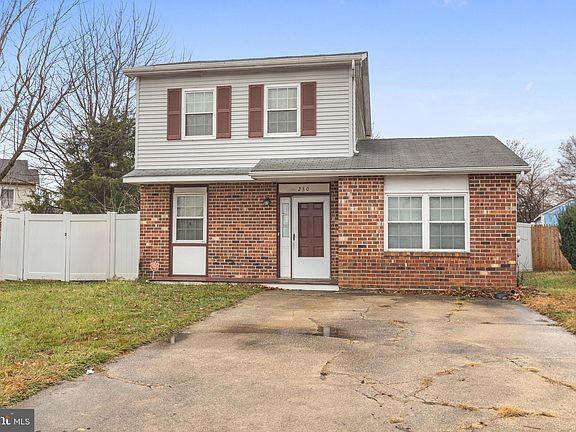 3rd image of 230 Channing Dr