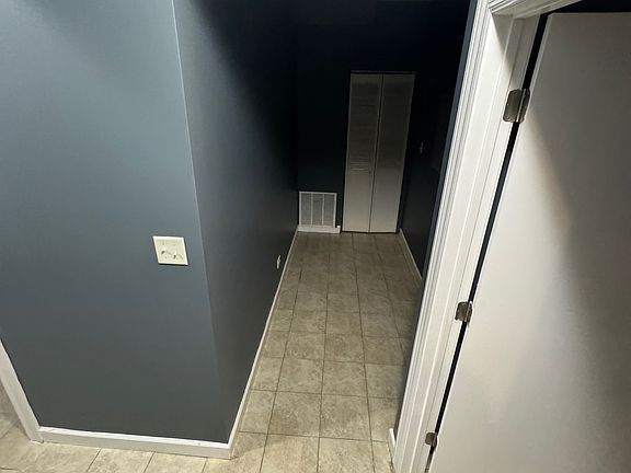 3rd image of 307 N Central Park Ave #1A