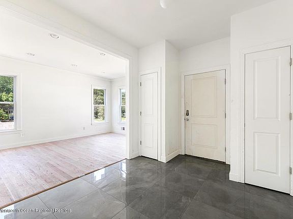 4th image of 21 Melrose Ct