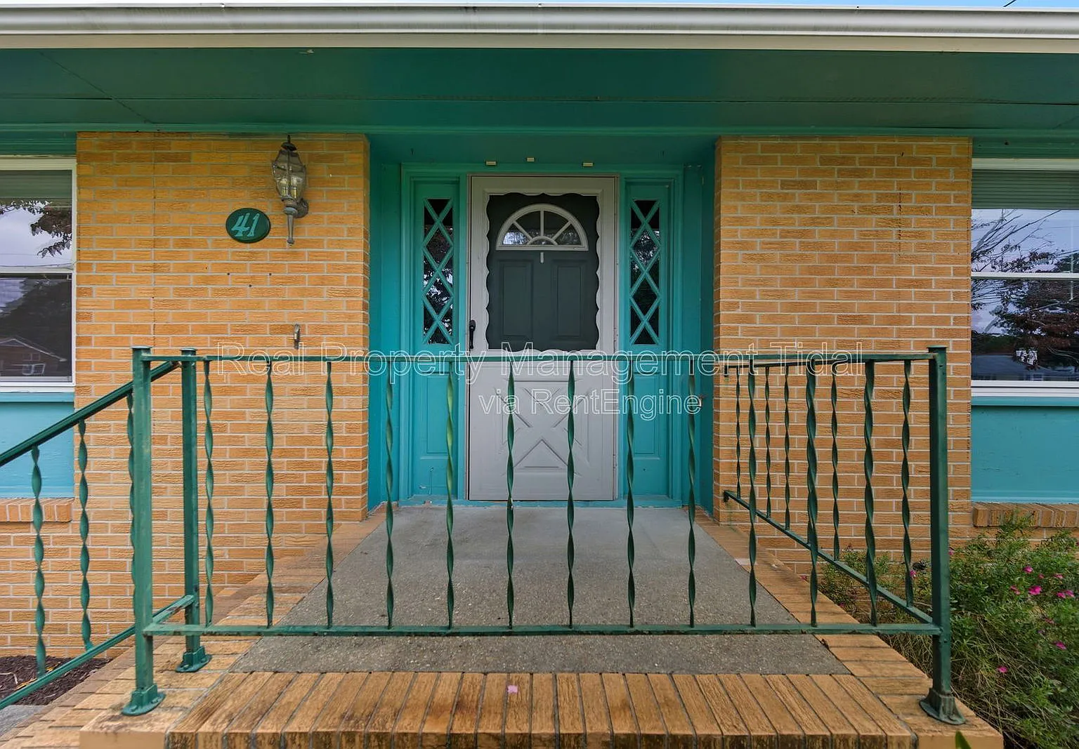 4 bed, 2.0 bath, 1545 sqft, $2,195 — Photo 3