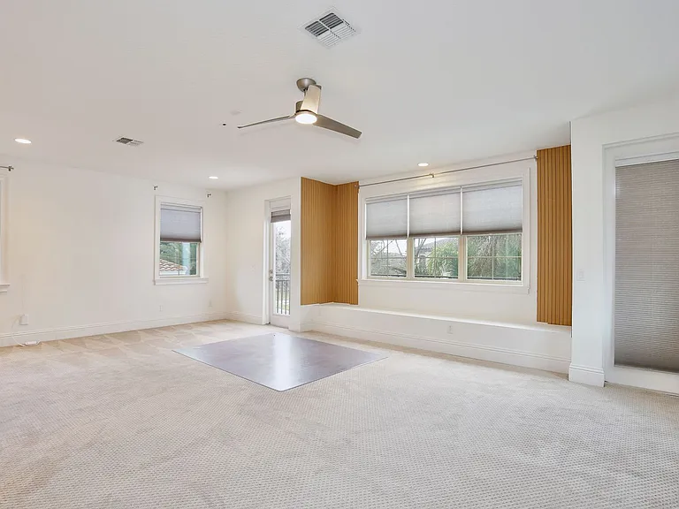 10822 Mobberley Cir — Photo 22