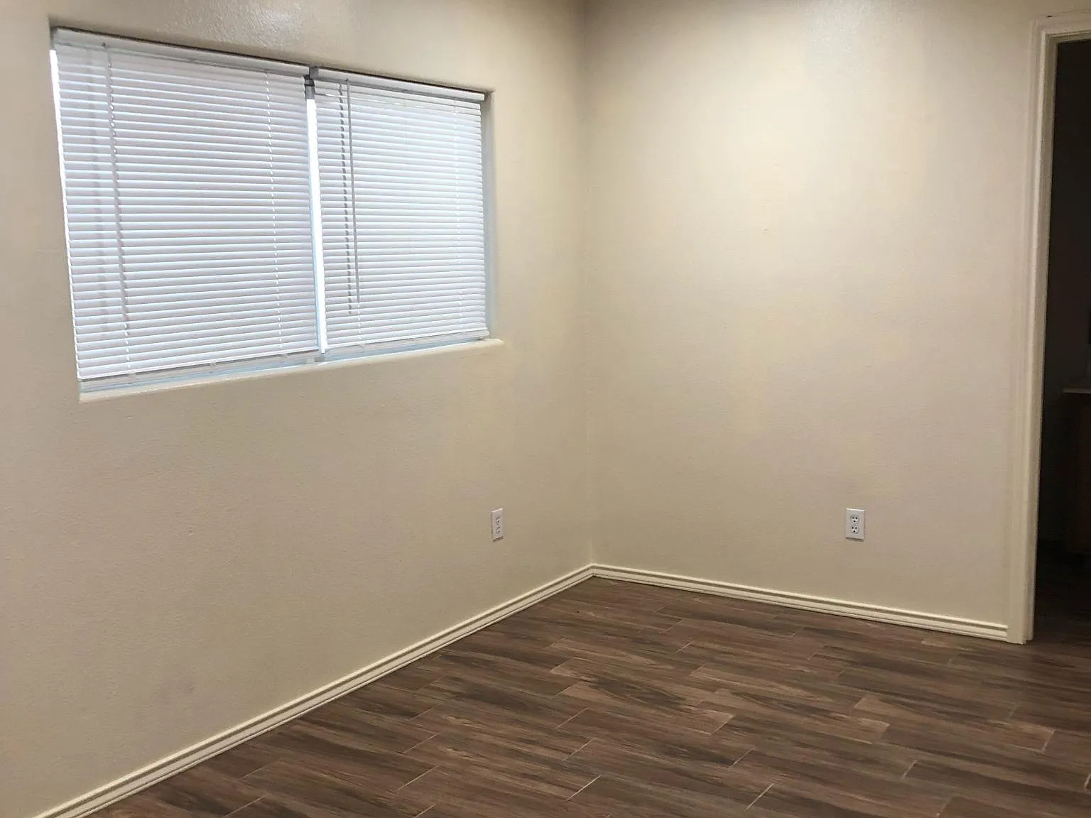505 Chapote Ave — Photo 4