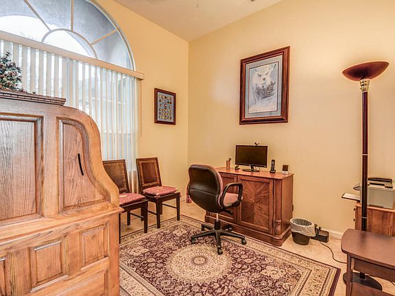 4th image of 5772 NW Belwood Cir