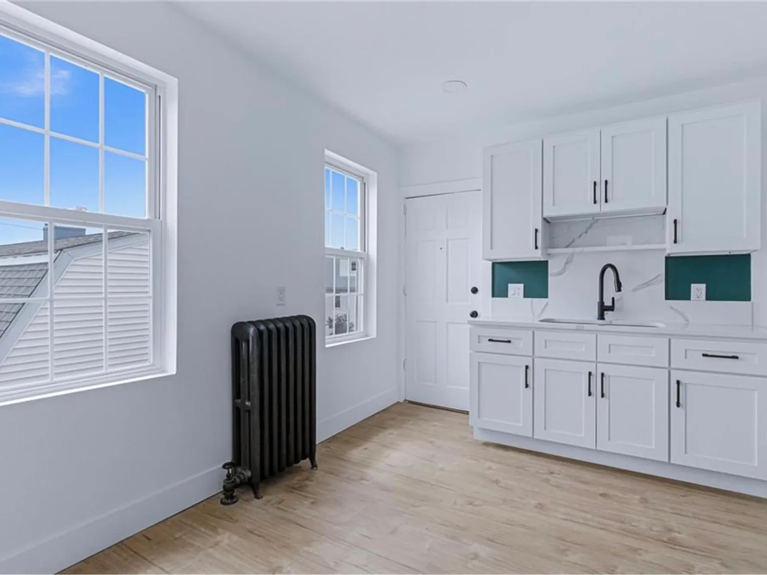 3 bed, $2,000 — Photo 3