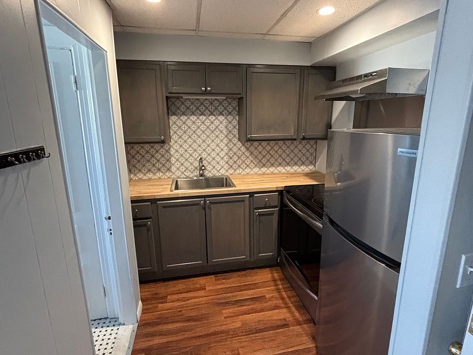 1st image of 371 Broadway St #2B