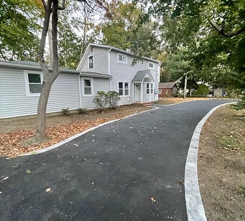 Center of driveway_10252022