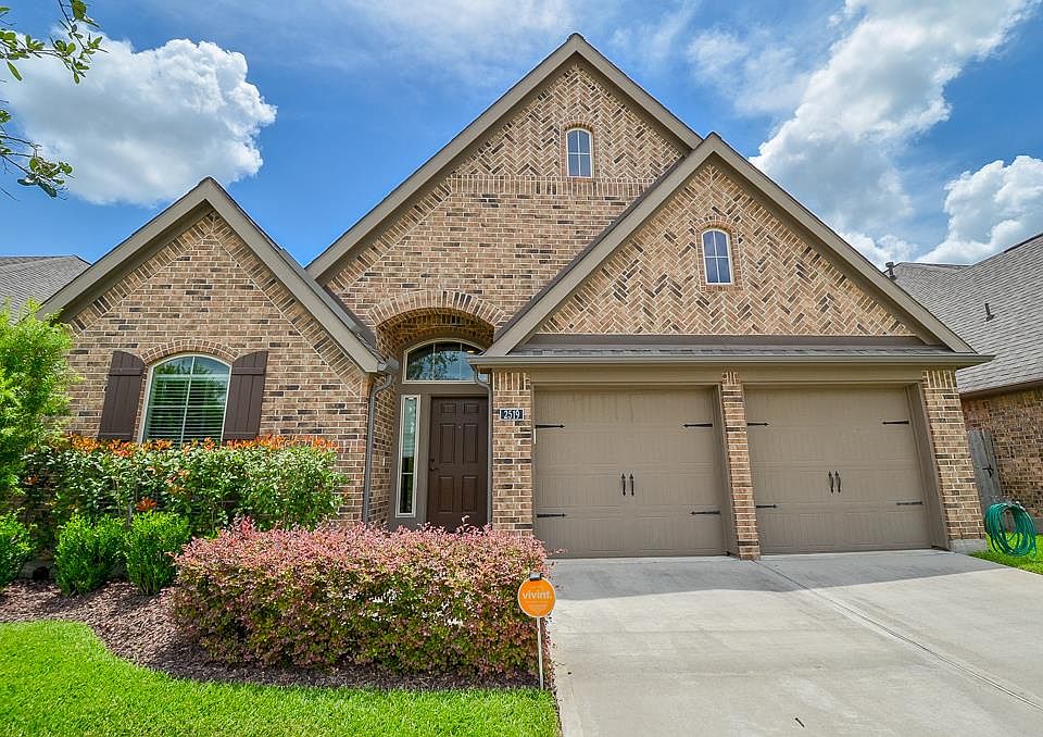 1st image of 2519 Mountain Sage Dr