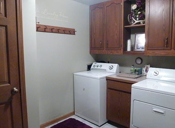 2nd image of 108 Oak Meadows Dr