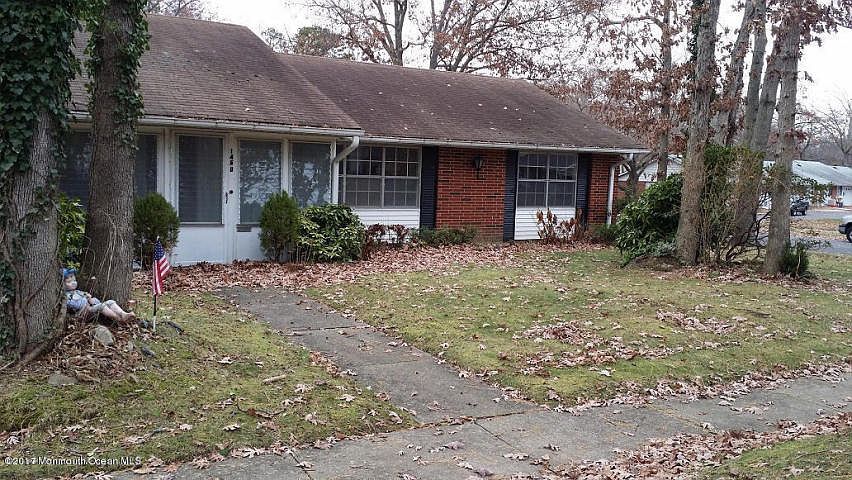 1st image of 146D Farrington Ct