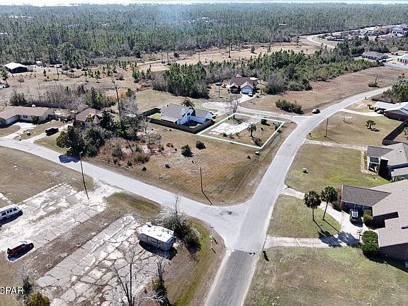 2nd image of 2005 Two Putt Ln