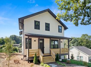 122 Hazel Mill Rd, Asheville, NC 28806
