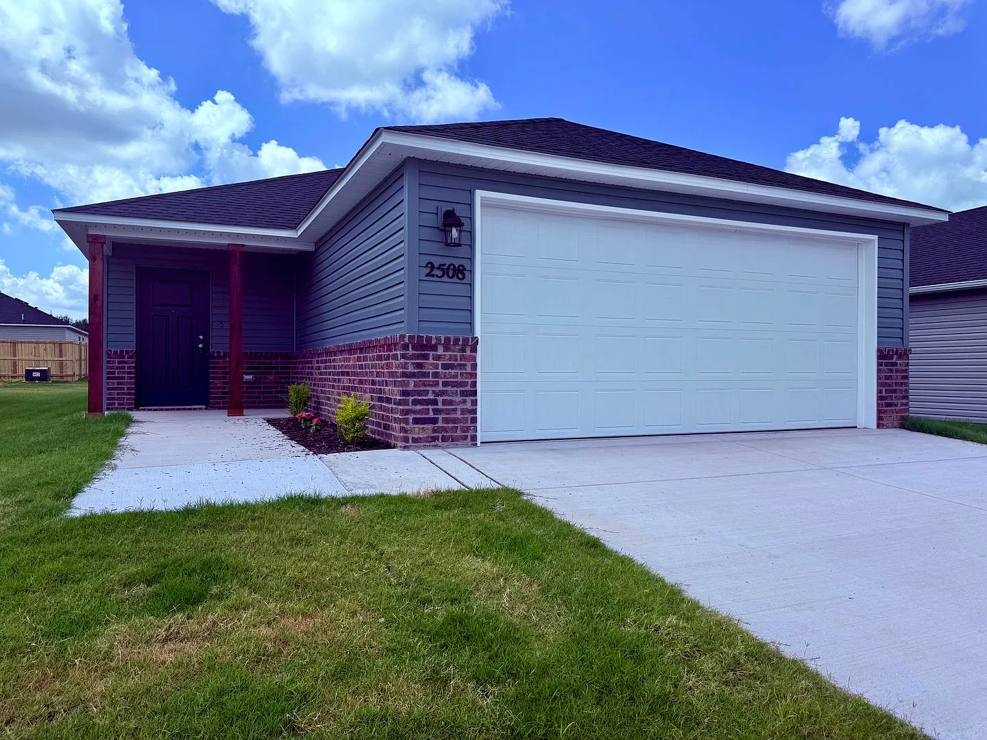 2508 E. Jan Street — Photo 1