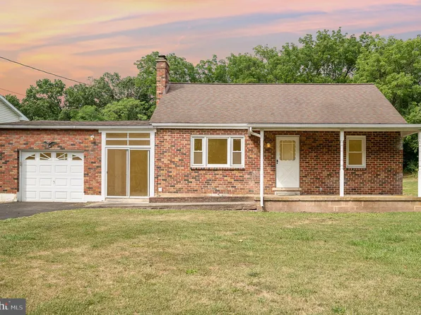 3149 E Harrisburg Pike, Middletown, PA 17057