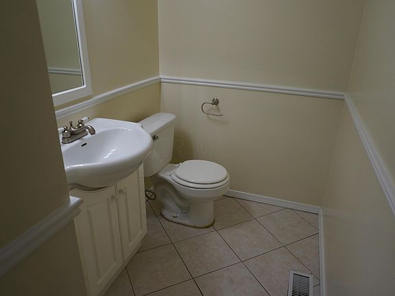 4th image of 7856 Malton Ln