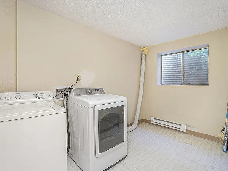1339 Village Park Ct — Photo 19